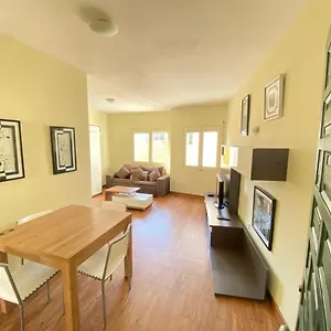 Agi Josep Sabater Apartamento